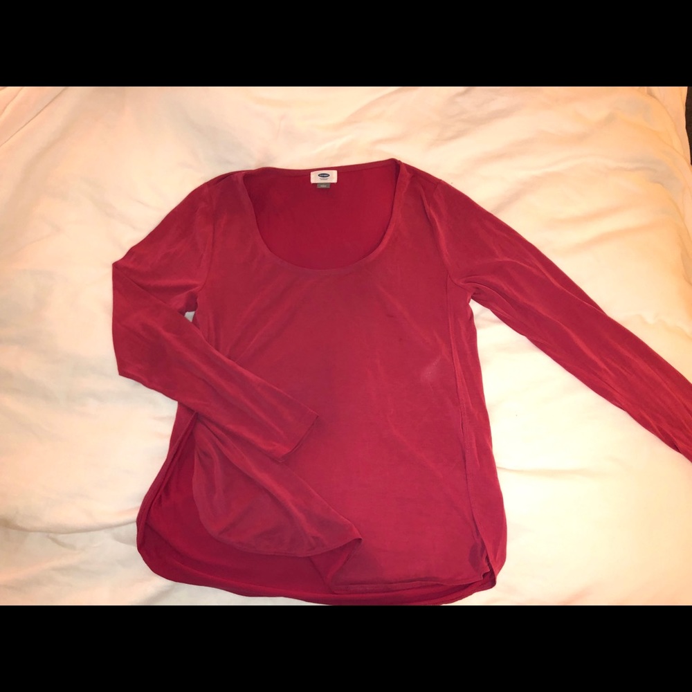 Old Navy long sleeved red-pink tee with side flaps